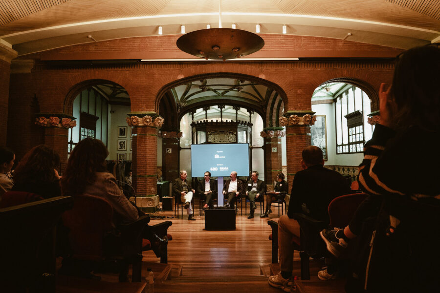 mesa redonda evento FAMA tecnología sector público